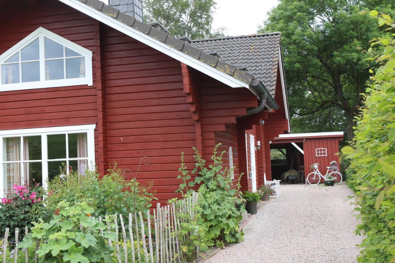 Holthus Lägenhet Kollmar Exteriör bild